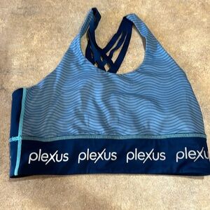 Women’s unlined sports bra size medium